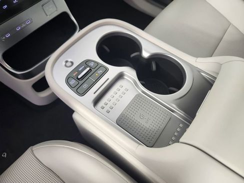 New 2026 Hyundai Ioniq 9 Limited AWD/4WD image 22