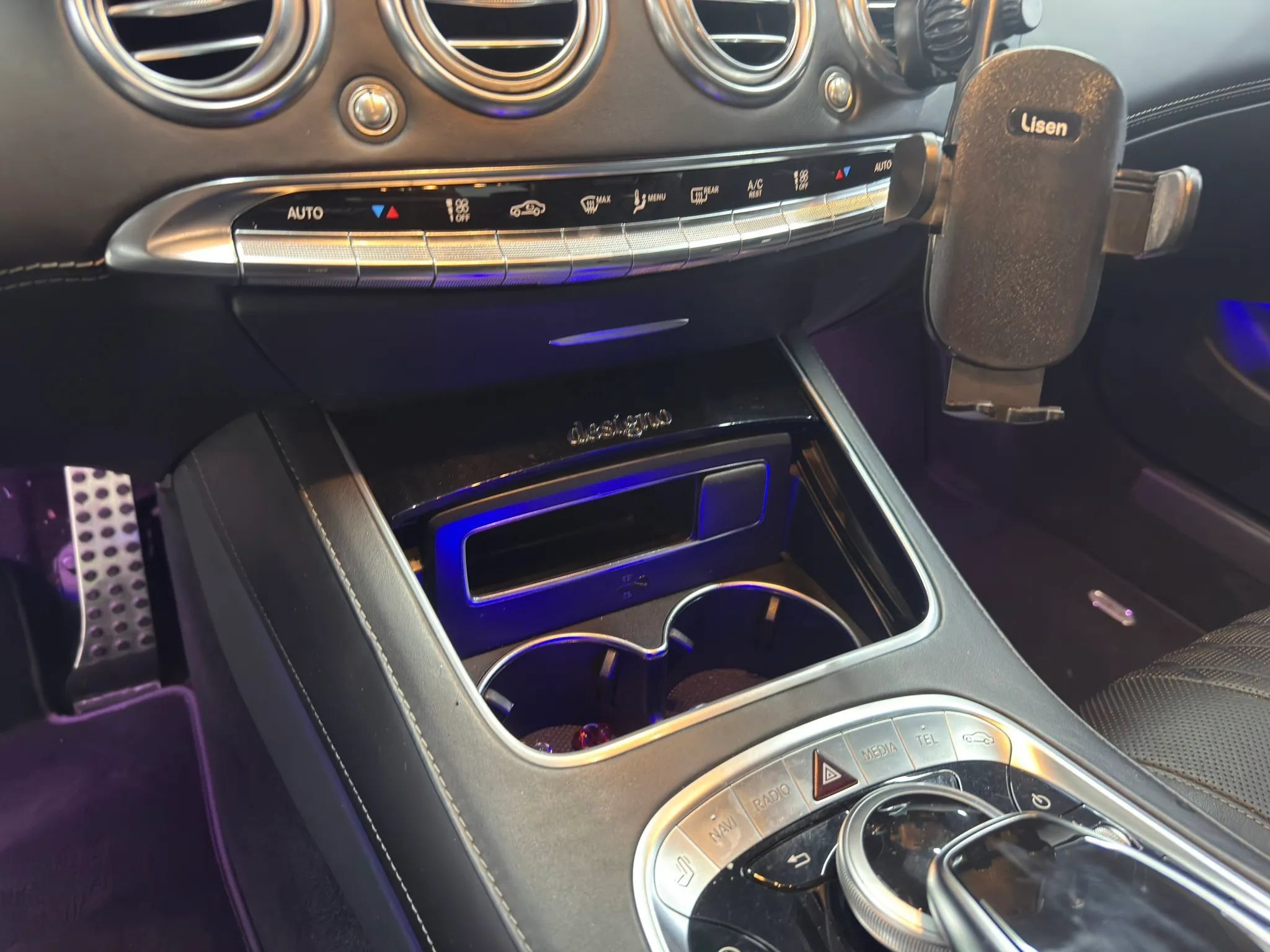 Used 2019 Mercedes-Benz S 560 Cabriolet image 28