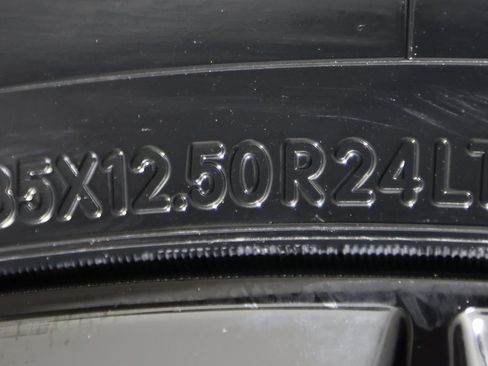 Used 2026 Cadillac Escalade V w/ LPO, Onyx Lite Package image 59