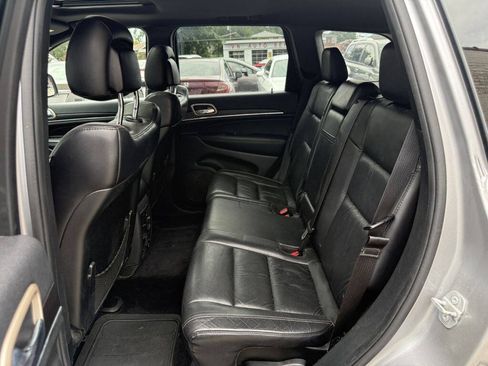 Used 2014 Jeep Grand Cherokee Limited AWD/4WD image 24