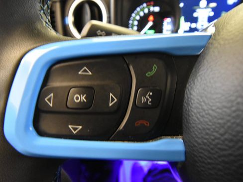 Used 2024 Jeep Wrangler High Altitude AWD/4WD image 41