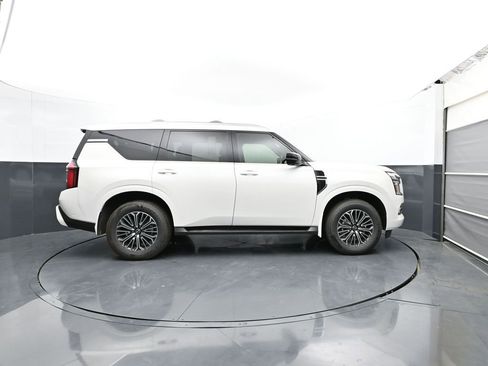 New 2026 Nissan Armada SL w/ Captain's Chari Seat Package AWD/4WD image 4