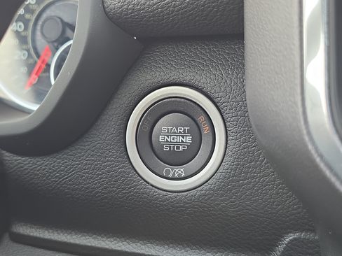 Used 2023 RAM 2500 Laramie w/ Night Edition AWD/4WD image 23
