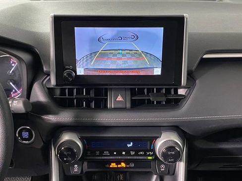 Used 2025 Toyota RAV4 XLE image 15