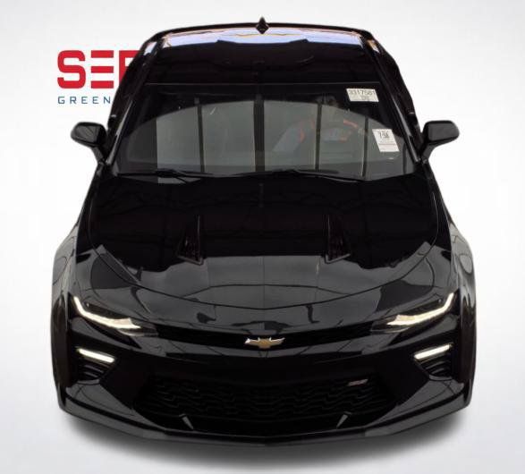 Used 2018 Chevrolet Camaro SS RWD image 2