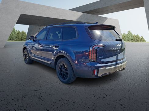 Used 2023 Kia Telluride SX Prestige X-Pro image 3