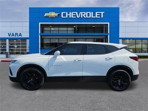 Used 2022 Chevrolet Blazer LT AWD/4WD image 2