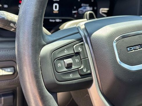 Used 2024 GMC Yukon XL Denali w/ Advanced Technology Package AWD/4WD image 32