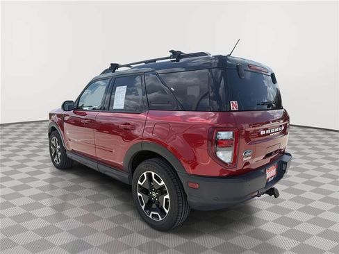 Certified 2021 Ford Bronco Sport Outer Banks w/ Outer Banks Package AWD/4WD image 3