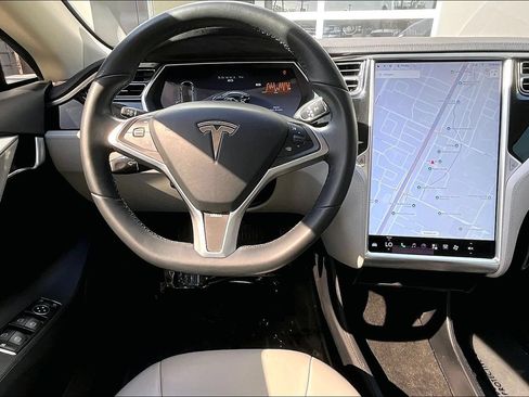 Used 2013 Tesla Model S RWD image 5