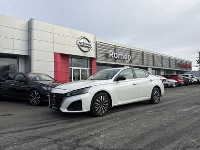 Used 2024 Nissan Altima 2.5 SV