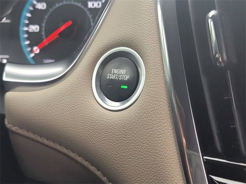 Certified 2023 Chevrolet Traverse LS image 32