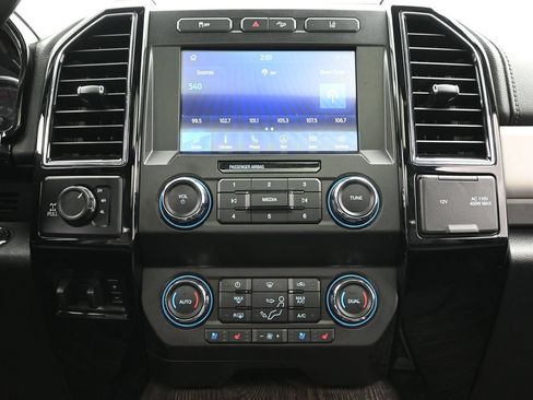 Used 2020 Ford F250 Lariat AWD/4WD image 17