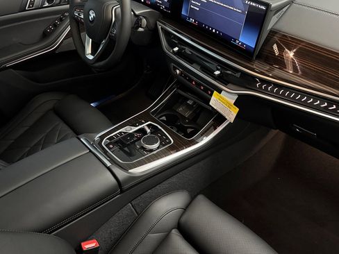 Used 2026 BMW X5 sDrive40i image 27