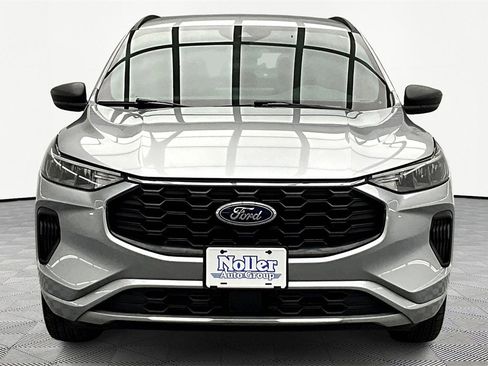 Used 2023 Ford Escape ST-Line w/ Tech Pack #1 image 3