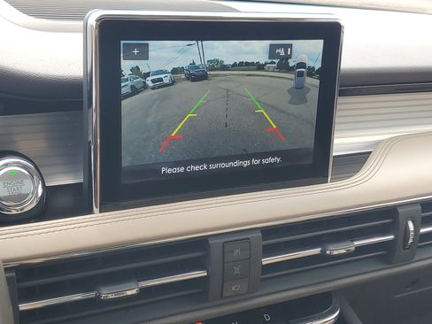 Certified 2020 Lincoln Corsair AWD w/ Premium Package image 17