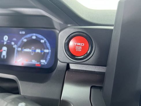 Used 2026 Toyota Tacoma TRD Off-Road AWD/4WD image 16