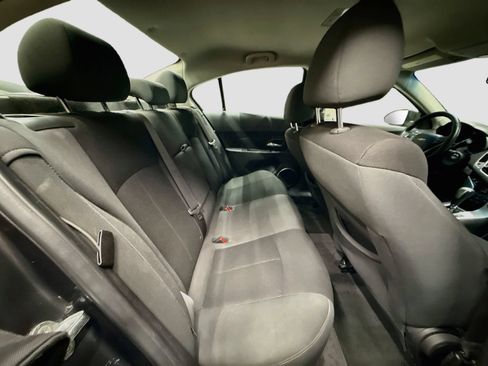 Used 2011 Chevrolet Cruze LT FWD image 26