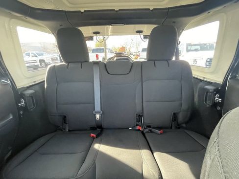 Used 2021 Jeep Wrangler Unlimited Sport image 25