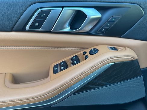 Used 2023 BMW X5 xDrive40i w/ Premium Package image 15