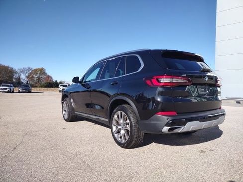 Used 2021 BMW X5 xDrive45e w/ Executive Package image 3