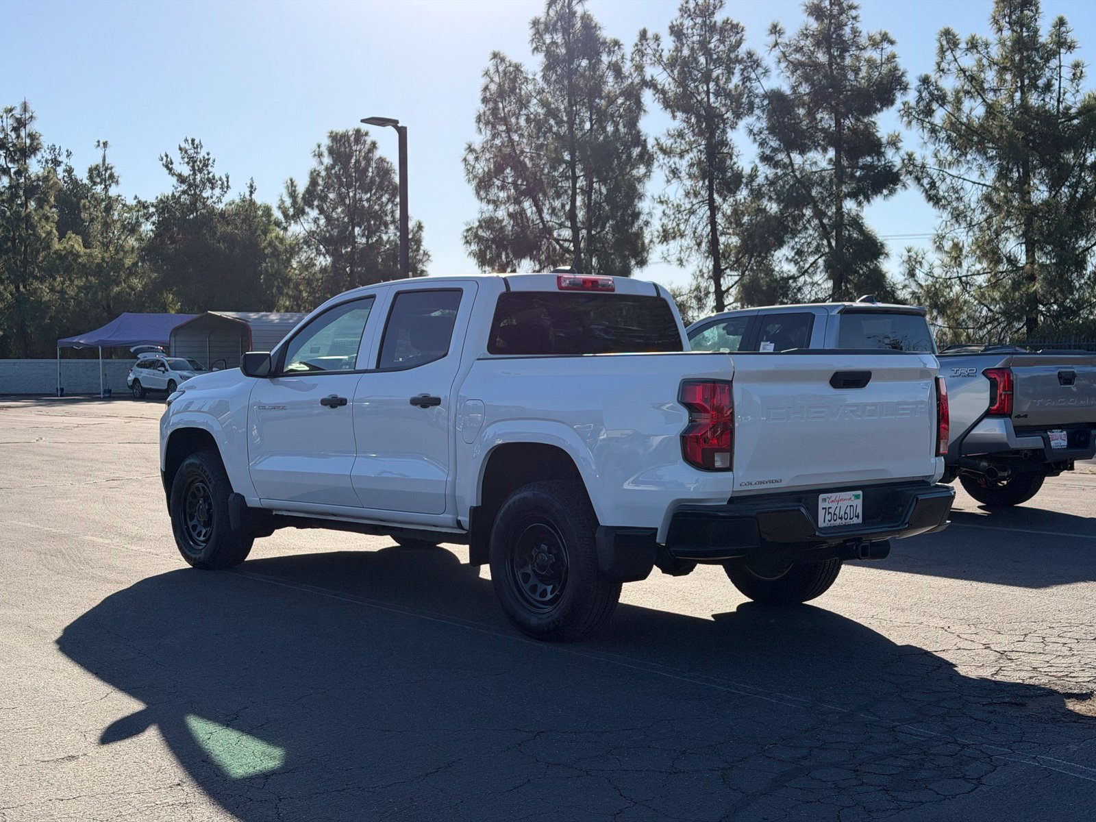 Used 2024 Chevrolet Colorado W/T RWD image 3