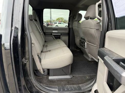 Used 2018 Ford F250 XLT w/ XLT Premium Package AWD/4WD image 13
