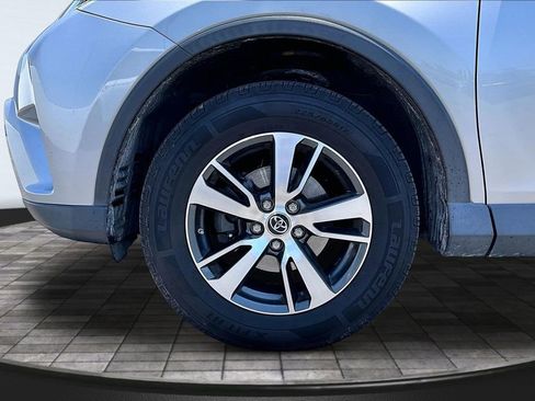 Used 2018 Toyota RAV4 XLE w/ All Weather Liner Package FWD image 32