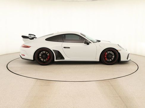 Used 2018 Porsche 911 GT3 RWD image 7