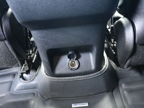 Used 2025 Kia Telluride EX X-Line image 17