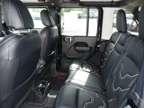 Used 2021 Jeep Wrangler Unlimited Sport AWD/4WD image 23