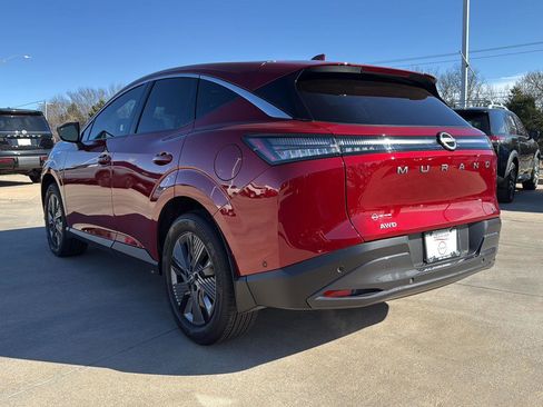 Used 2025 Nissan Murano SL AWD/4WD image 11