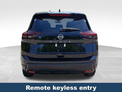 Used 2025 Nissan Rogue SV FWD image 6