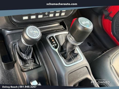 Used 2022 Jeep Wrangler Unlimited Sahara w/ LED Lighting Group AWD/4WD image 21