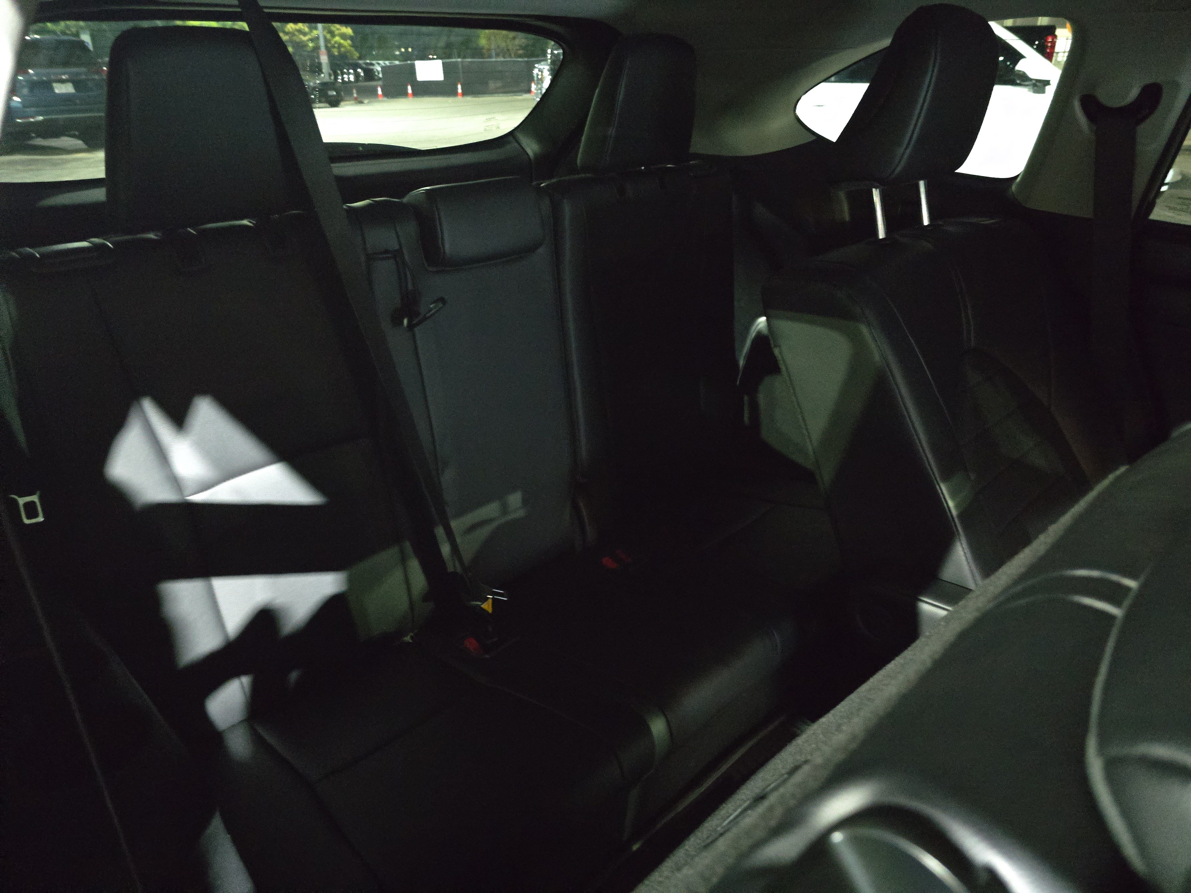 Used 2023 Toyota Highlander XLE FWD image 12