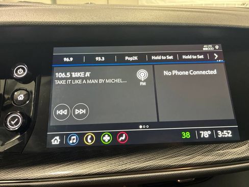 Used 2023 Buick Envision Essence FWD image 29