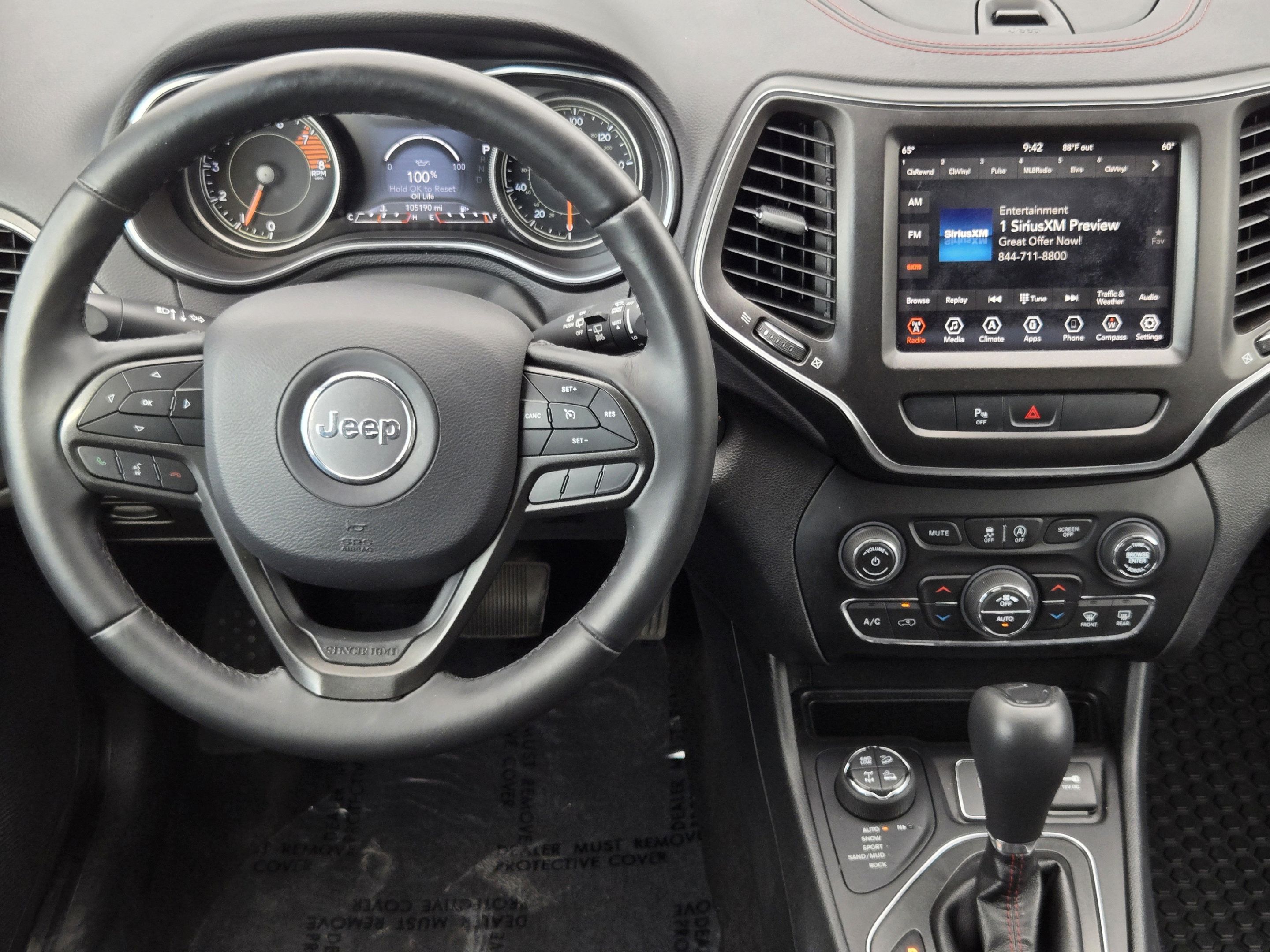 Used 2019 Jeep Cherokee Trailhawk AWD/4WD image 23