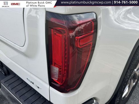 Used 2023 GMC Sierra 1500 SLT w/ SLT Premium Package image 11