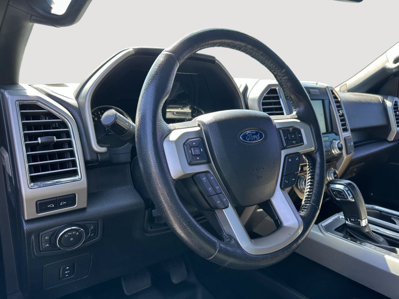 Used 2015 Ford F150 Lariat w/ Equipment Group 501A Mid AWD/4WD image 11