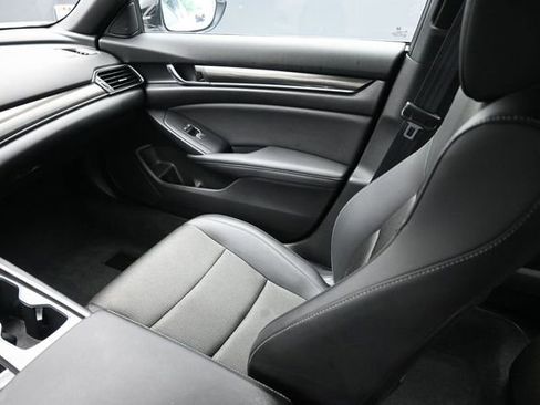 Certified 2022 Honda Accord Sport image 11
