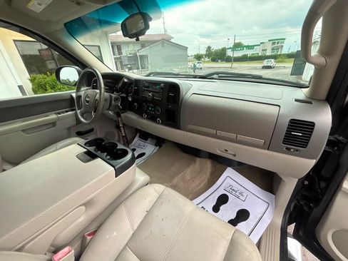 Used 2011 GMC Sierra 1500 SLE w/ Power Tech Package AWD/4WD image 30