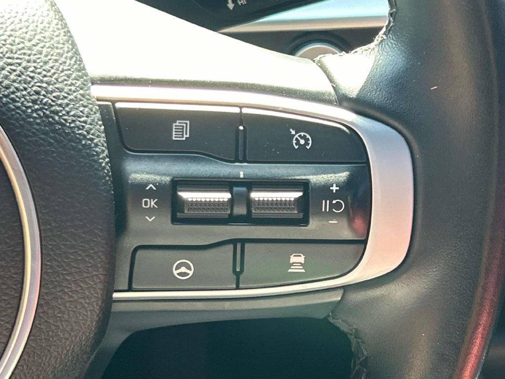 Used 2023 Kia K5 GT-Line AWD/4WD image 34