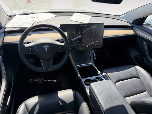 Used 2021 Tesla Model 3 Standard Range Plus RWD image 15