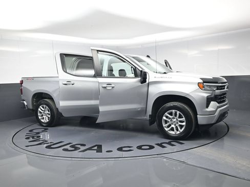 Used 2022 Chevrolet Silverado 1500 RST AWD/4WD image 24