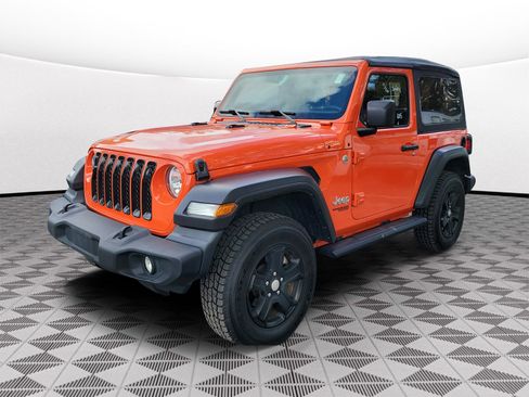 Used 2020 Jeep Wrangler Sport image 3