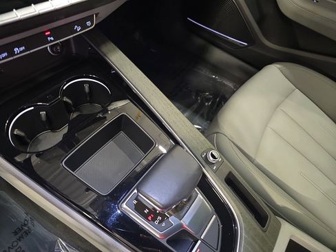 Used 2021 Audi A4 2.0T allroad Premium Plus w/ Premium Plus Package image 27