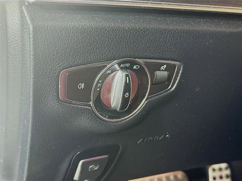 Used 2020 Mercedes-Benz E 450 Coupe image 4