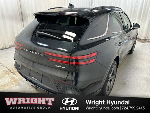 Used 2022 Genesis GV70 3.5T Sport w/ Sport Prestige Package AWD/4WD image 6