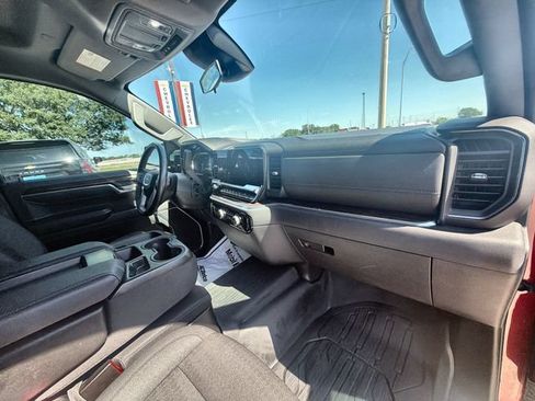 Certified 2024 GMC Sierra 1500 Elevation w/ LPO, Elevation Black Package RWD image 28