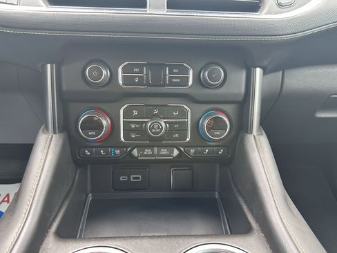 Used 2024 Chevrolet Tahoe Premier AWD/4WD image 22